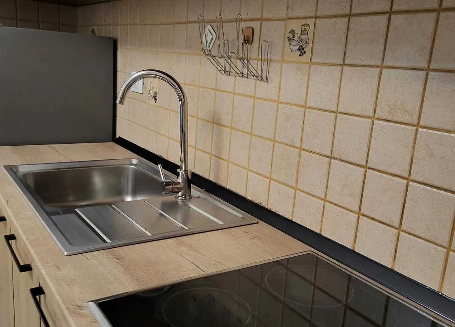 טיראנה Ina'S Apartments 0*,
